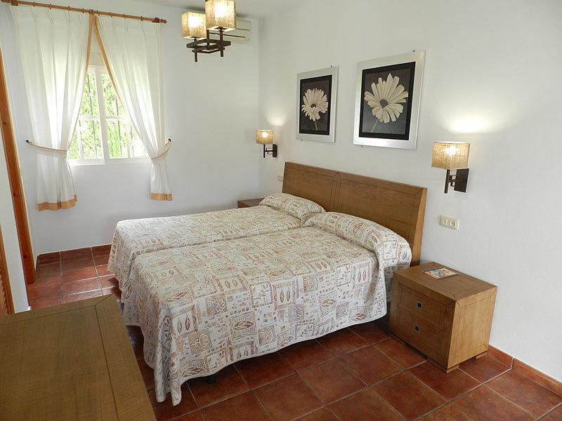 Hostal Las Acacias Los Canos De Meca Pokoj fotografie